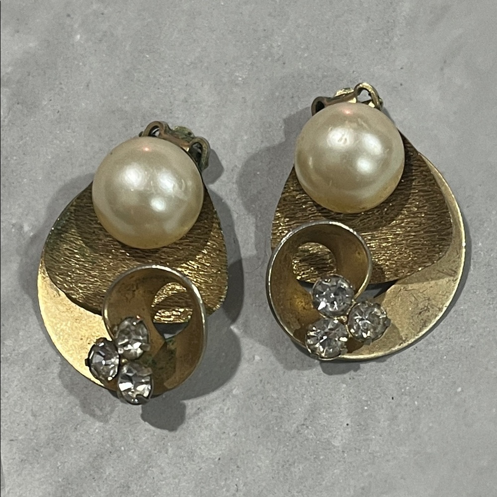 Vintage Gold and Pearl Earrings with Rhinestone Accents - Vintage 60’s